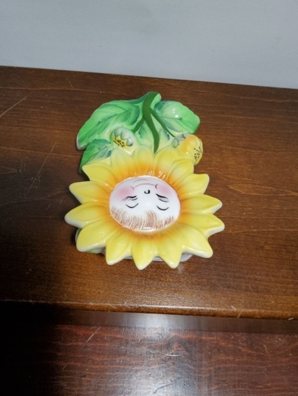 Vintage Japan Sunflower Wall Pocket - Picture 3 of 7